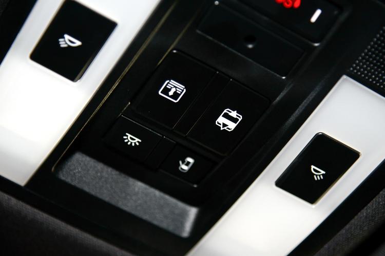 https://gcc-1307444343.cos.accelerate.myqcloud.com/gallery/a2465983b00db1da6242760023652943.jpg