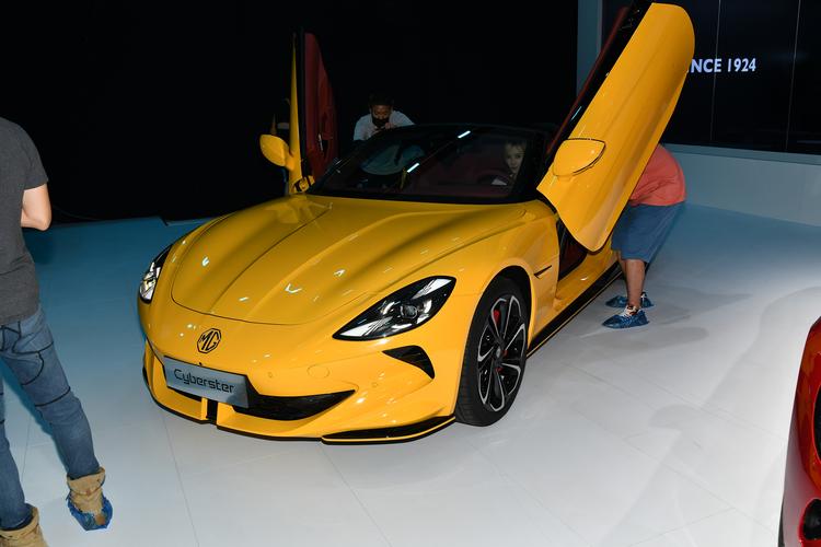 https://gcc-1307444343.cos.accelerate.myqcloud.com/gallery/a3dc7f073a1f3aa5eb46342a5beea72c.jpg