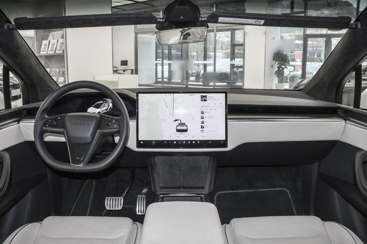 https://gcc-1307444343.cos.accelerate.myqcloud.com/gallery/a724bb1a19d53557f8a4608f5f33e420.jpg