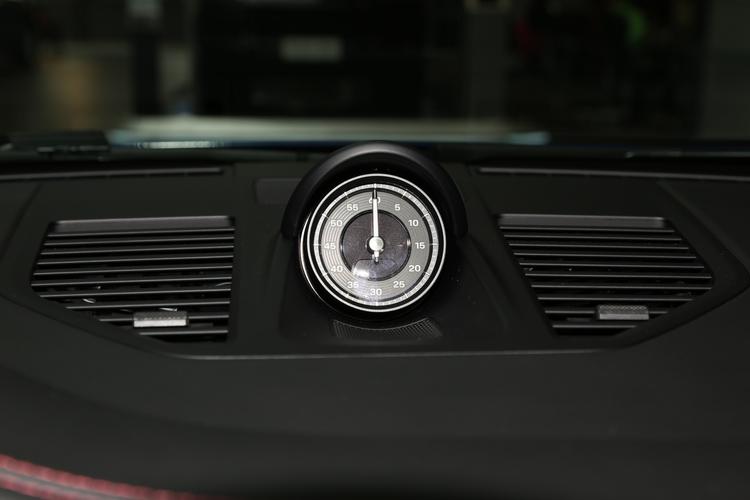 https://gcc-1307444343.cos.accelerate.myqcloud.com/gallery/aa9c45213a2b508604f9c3212415032e.jpg