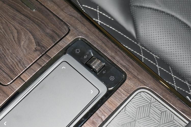 https://gcc-1307444343.cos.accelerate.myqcloud.com/gallery/aaaf1f4dab41983ae255e3e32d321cfa.jpg