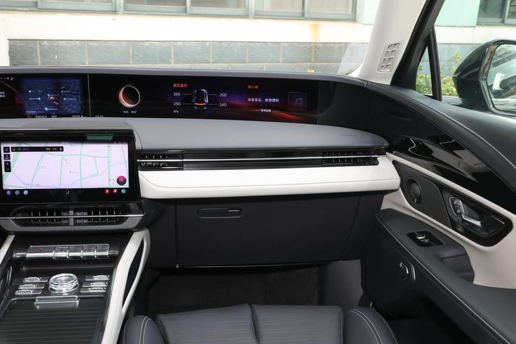 https://gcc-1307444343.cos.accelerate.myqcloud.com/gallery/ac3e74645e6ce7c5aebd30ecc19c21e6.jpg