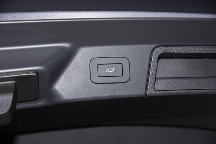 https://gcc-1307444343.cos.accelerate.myqcloud.com/gallery/ad4f88af0d6cc8f120e97115de5ddbdb.jpg