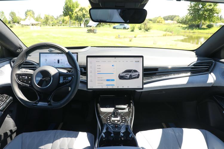https://gcc-1307444343.cos.accelerate.myqcloud.com/gallery/ada138bbdd507956ee99c499f887c354.jpg