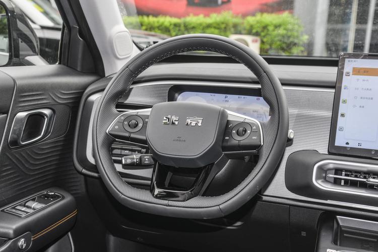 https://gcc-1307444343.cos.accelerate.myqcloud.com/gallery/aeb3054f7bf56ccd5d410dc6f313d4dc.jpg