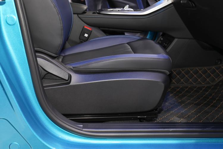 https://gcc-1307444343.cos.accelerate.myqcloud.com/gallery/afb3d2e2d92446f38ec5f35328b8c9e1.jpg
