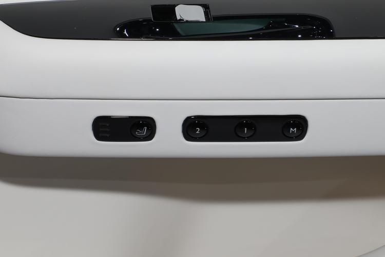 https://gcc-1307444343.cos.accelerate.myqcloud.com/gallery/b0a471f6641098bf2a2cae3edb224fb3.jpg