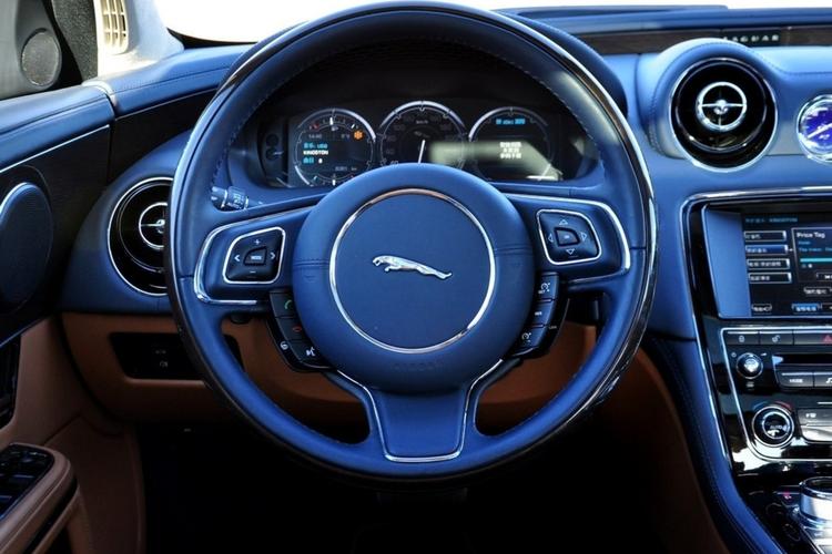 https://gcc-1307444343.cos.accelerate.myqcloud.com/gallery/b11c31a2cf734398c3310fc4e420d96e.jpg