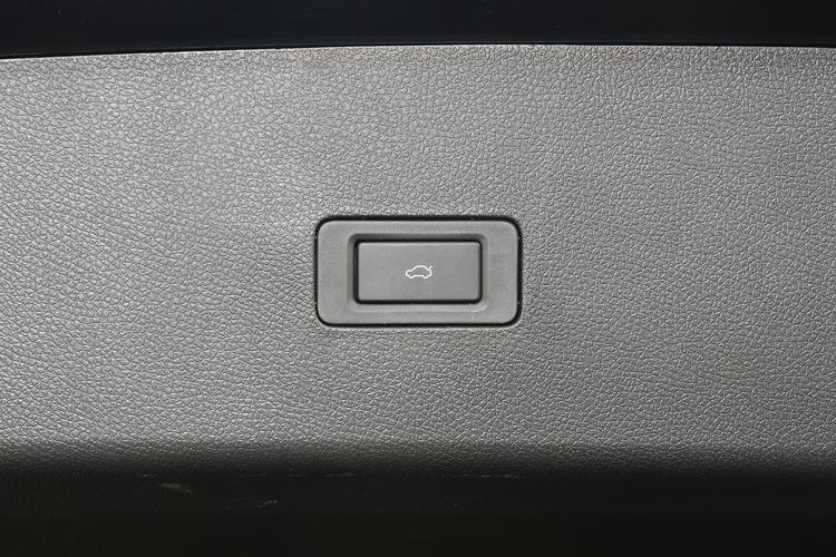 https://gcc-1307444343.cos.accelerate.myqcloud.com/gallery/b401018251e8187bdb9e7b46ff10d2a1.jpg