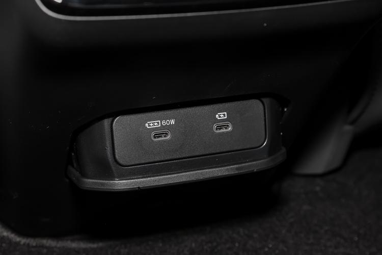 https://gcc-1307444343.cos.accelerate.myqcloud.com/gallery/b44c9b113a5bbfdd4a5eb96db826381a.jpg