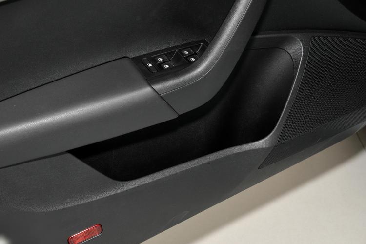 https://gcc-1307444343.cos.accelerate.myqcloud.com/gallery/b5e72ea222e35365be752dc2f2a29ca6.jpg