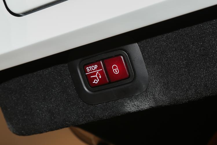 https://gcc-1307444343.cos.accelerate.myqcloud.com/gallery/b797fca69f3d66f7c35b86cf4f16f1d4.jpg