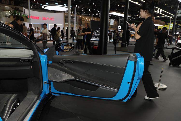 https://gcc-1307444343.cos.accelerate.myqcloud.com/gallery/bb6632da5916970c2918ed1b56cb97b4.jpg