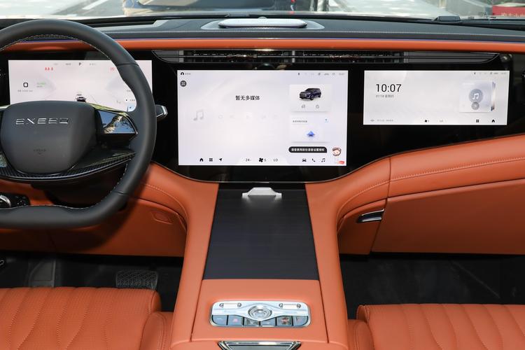 https://gcc-1307444343.cos.accelerate.myqcloud.com/gallery/c01bbd7a79163b42f6de7c2d37657d4e.jpg