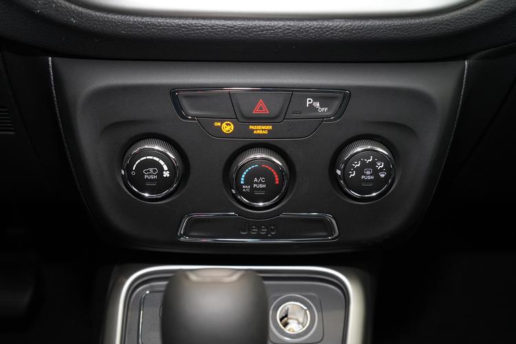 https://gcc-1307444343.cos.accelerate.myqcloud.com/gallery/c02a54750d09f1893577839d4d378af8.jpg