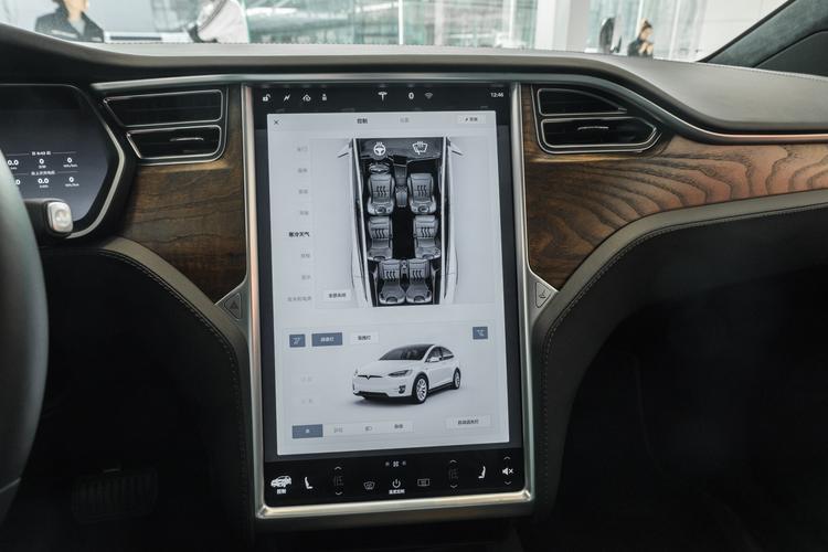 https://gcc-1307444343.cos.accelerate.myqcloud.com/gallery/c09d58e809ffe76831115f306756789e.jpg