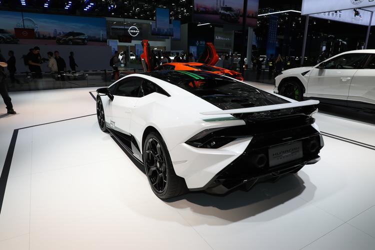 https://gcc-1307444343.cos.accelerate.myqcloud.com/gallery/c0b3216f4649cf058b7c0abeb54c8b8f.jpg