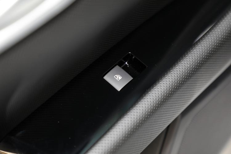 https://gcc-1307444343.cos.accelerate.myqcloud.com/gallery/c2c838f8679a5d40bab6ec595162888b.jpg
