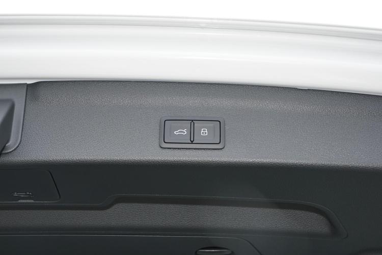 https://gcc-1307444343.cos.accelerate.myqcloud.com/gallery/c2eaad87c0cf7385c973b8e7c1a9a041.jpg