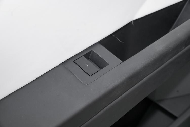 https://gcc-1307444343.cos.accelerate.myqcloud.com/gallery/c73fdd70f3c9159dad96ada664bfe710.jpg