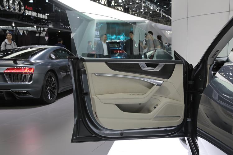 https://gcc-1307444343.cos.accelerate.myqcloud.com/gallery/ca0bc3d732a11cbd075f1bbabaca7131.jpg