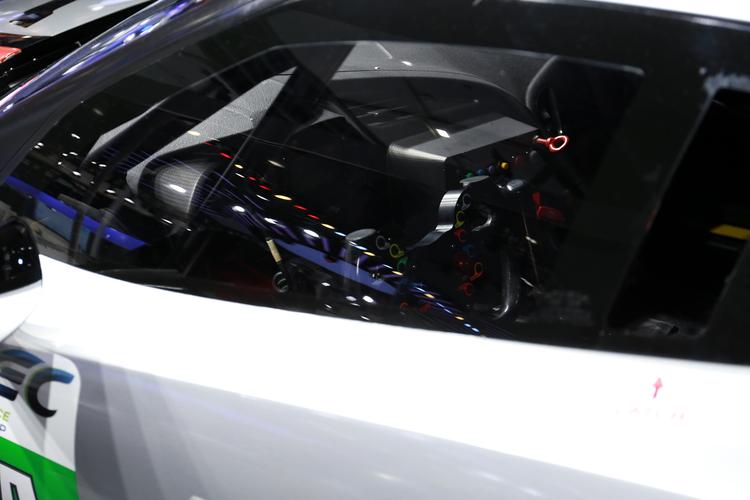 https://gcc-1307444343.cos.accelerate.myqcloud.com/gallery/cc299c86dad4a43eaa1bfb3e30e1ea17.jpg