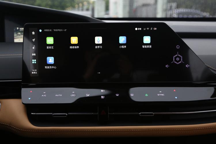 https://gcc-1307444343.cos.accelerate.myqcloud.com/gallery/cc73cf52656da1283789ac969b12fbd5.jpg