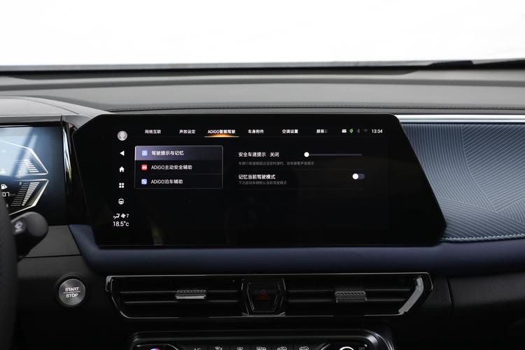 https://gcc-1307444343.cos.accelerate.myqcloud.com/gallery/cd9bb7104d2cdf6e72d7393ccf7da4a7.jpg