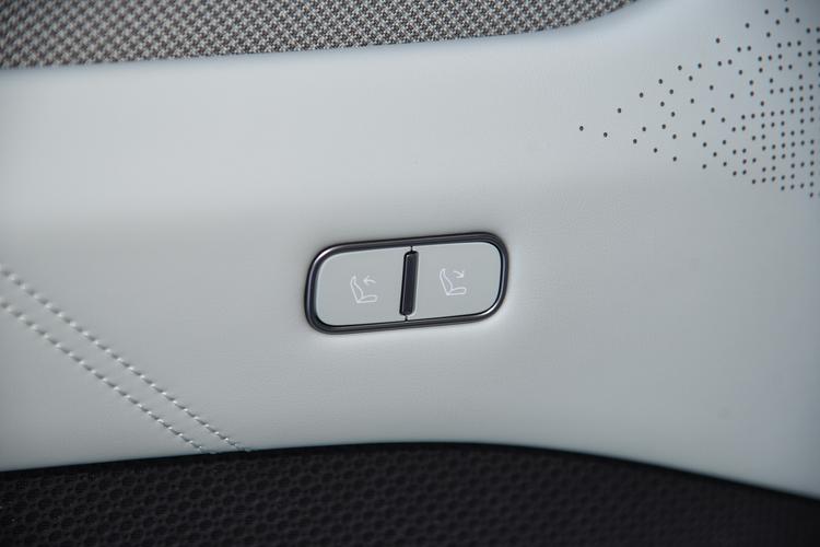 https://gcc-1307444343.cos.accelerate.myqcloud.com/gallery/cf947d3f25f20031cc8b9bded8e8ee0c.jpg