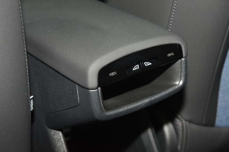 https://gcc-1307444343.cos.accelerate.myqcloud.com/gallery/d308063ef67fd82df4b18e81a2ac6a3e.jpg