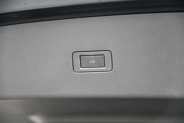 https://gcc-1307444343.cos.accelerate.myqcloud.com/gallery/d32b5861ad8ae174a24fd750b7a36569.jpg