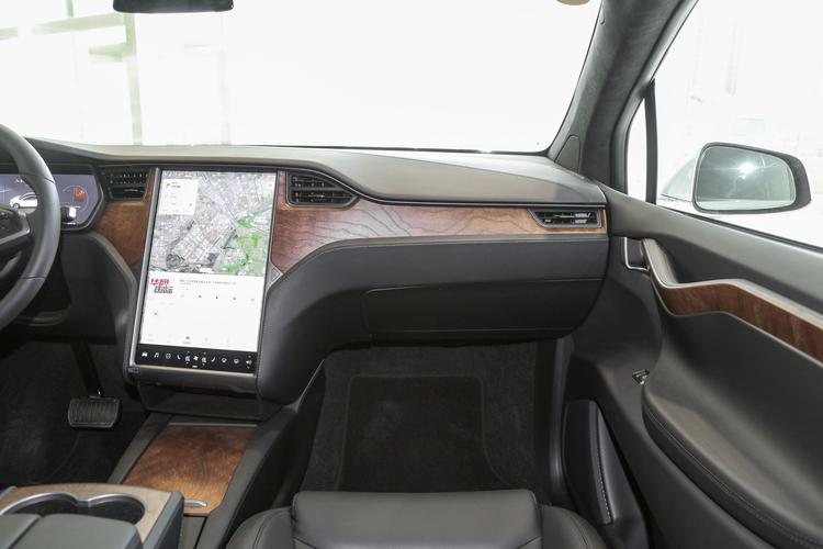 https://gcc-1307444343.cos.accelerate.myqcloud.com/gallery/d57a54d12a2b8580d397f0db0ea44c5c.jpg