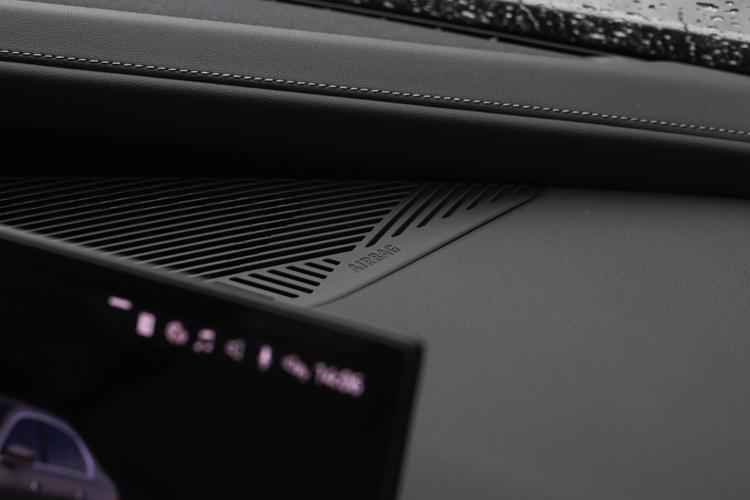 https://gcc-1307444343.cos.accelerate.myqcloud.com/gallery/d5cd5c87d9167b3a83ab739d9c1b6ec5.jpg
