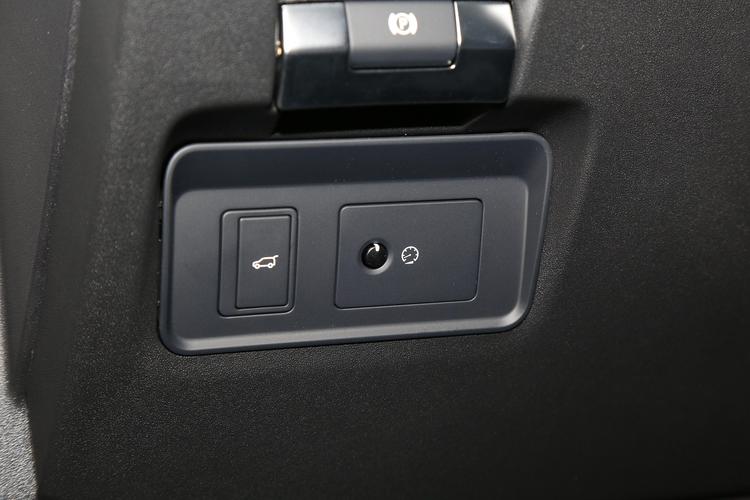 https://gcc-1307444343.cos.accelerate.myqcloud.com/gallery/d6e72a33ab10fb8fbdec60e83f370449.jpg
