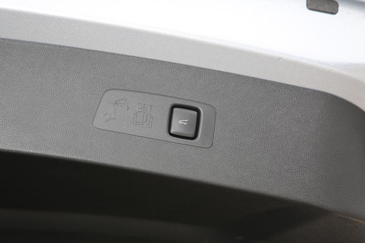 https://gcc-1307444343.cos.accelerate.myqcloud.com/gallery/d745bca94583d0ab12366d755326ee75.jpg