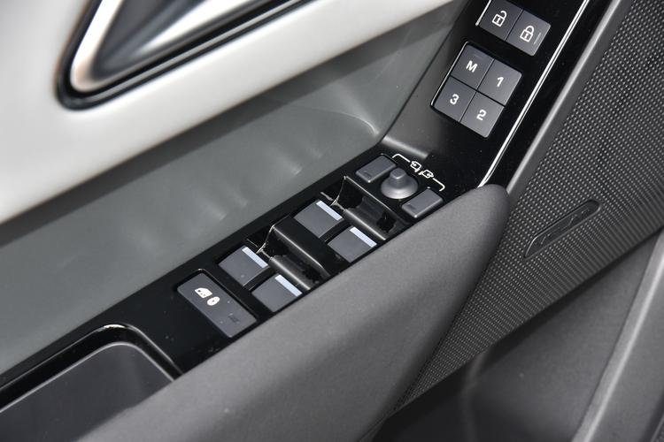 https://gcc-1307444343.cos.accelerate.myqcloud.com/gallery/d7a52a1ab260dc2af2dc12d2cb9142f0.jpg