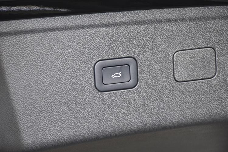 https://gcc-1307444343.cos.accelerate.myqcloud.com/gallery/d9407fcc3c21c73796b4f3e161225901.jpg