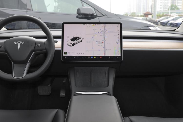 https://gcc-1307444343.cos.accelerate.myqcloud.com/gallery/da8fb96247a800b4da9179ddb5381077.jpg