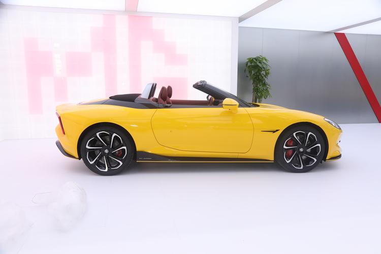 https://gcc-1307444343.cos.accelerate.myqcloud.com/gallery/daf33b428400db5598e5e041fe11fb8c.jpg