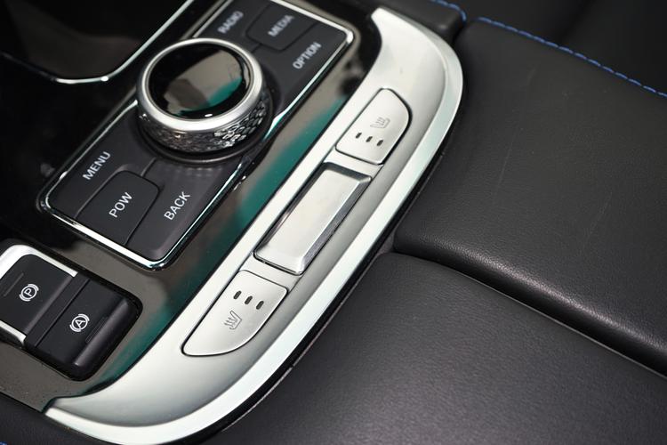 https://gcc-1307444343.cos.accelerate.myqcloud.com/gallery/db353850acf277d3f1d4b3d49e2414ea.jpg