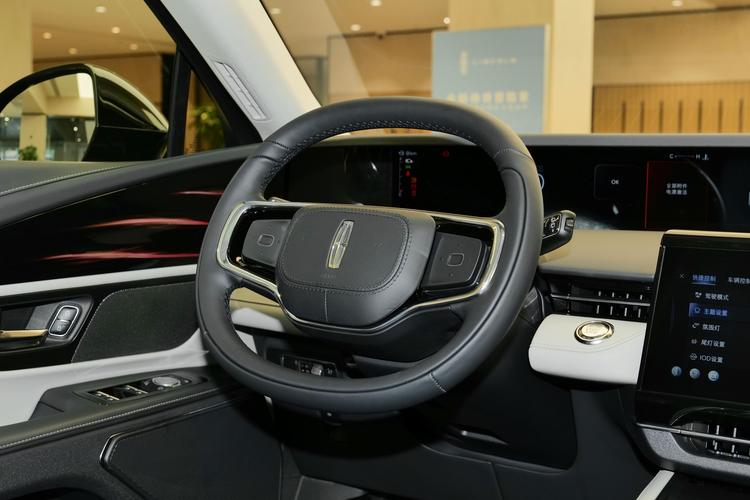 https://gcc-1307444343.cos.accelerate.myqcloud.com/gallery/dbed0bf07675b1f04ec04d4b3300a14c.jpg