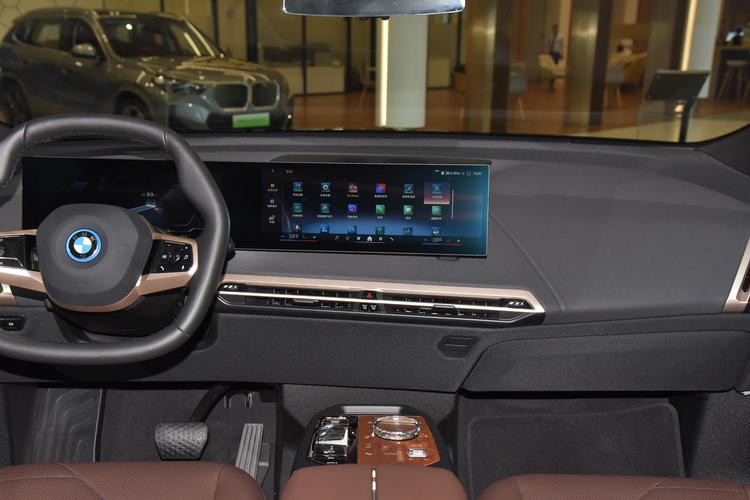 https://gcc-1307444343.cos.accelerate.myqcloud.com/gallery/dc48935ff80e7d6ed10357e9e4a34dc0.jpg