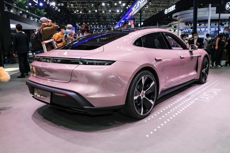 https://gcc-1307444343.cos.accelerate.myqcloud.com/gallery/dcc517c67174331c3ab53169a425505f.jpg