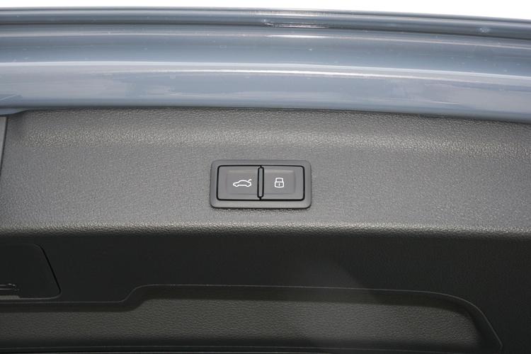https://gcc-1307444343.cos.accelerate.myqcloud.com/gallery/dd2faeca630e4b95e9bf0596c5d1b604.jpg