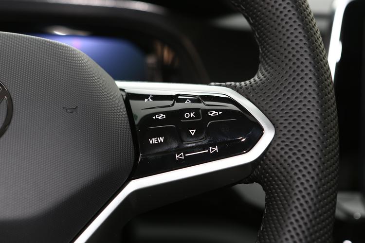 https://gcc-1307444343.cos.accelerate.myqcloud.com/gallery/e11ce3658d3ff36bf77eed25f6008939.jpg