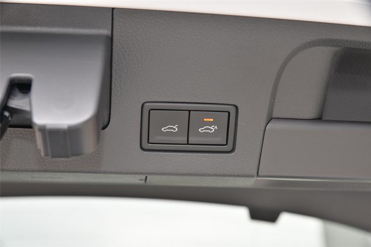 https://gcc-1307444343.cos.accelerate.myqcloud.com/gallery/e35cf8414f3a3506287698447dc5c3de.jpg