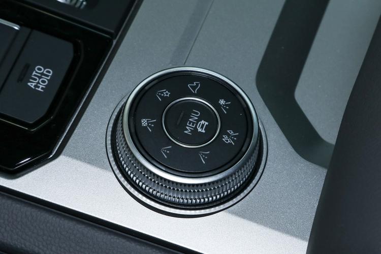 https://gcc-1307444343.cos.accelerate.myqcloud.com/gallery/e406bd1e3f5a09a2a695d21fca6f1ce1.jpg
