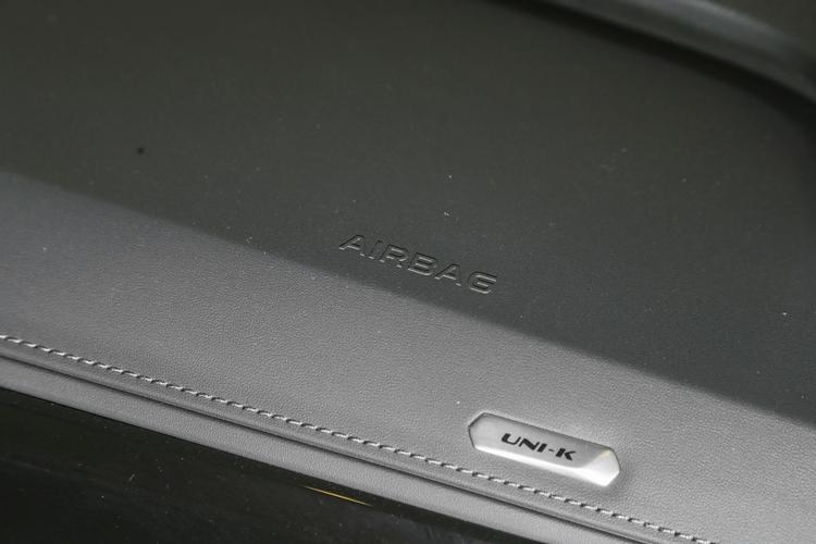 https://gcc-1307444343.cos.accelerate.myqcloud.com/gallery/e6c91112003a8ac99ff6300ccac7eb9e.jpg