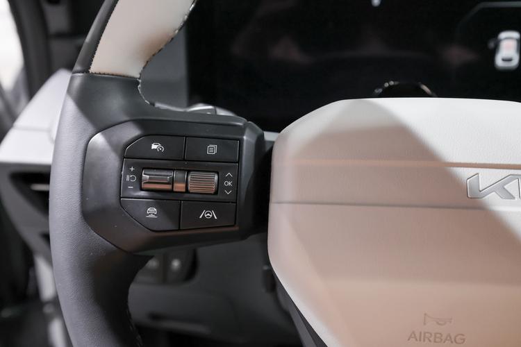 https://gcc-1307444343.cos.accelerate.myqcloud.com/gallery/e6d5056f4f95e4dfe3631cb2bdc2aed1.jpg