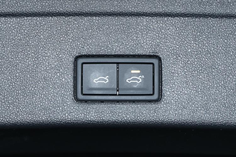 https://gcc-1307444343.cos.accelerate.myqcloud.com/gallery/e839c55fb0cc53d0659ffffbca4e8061.jpg